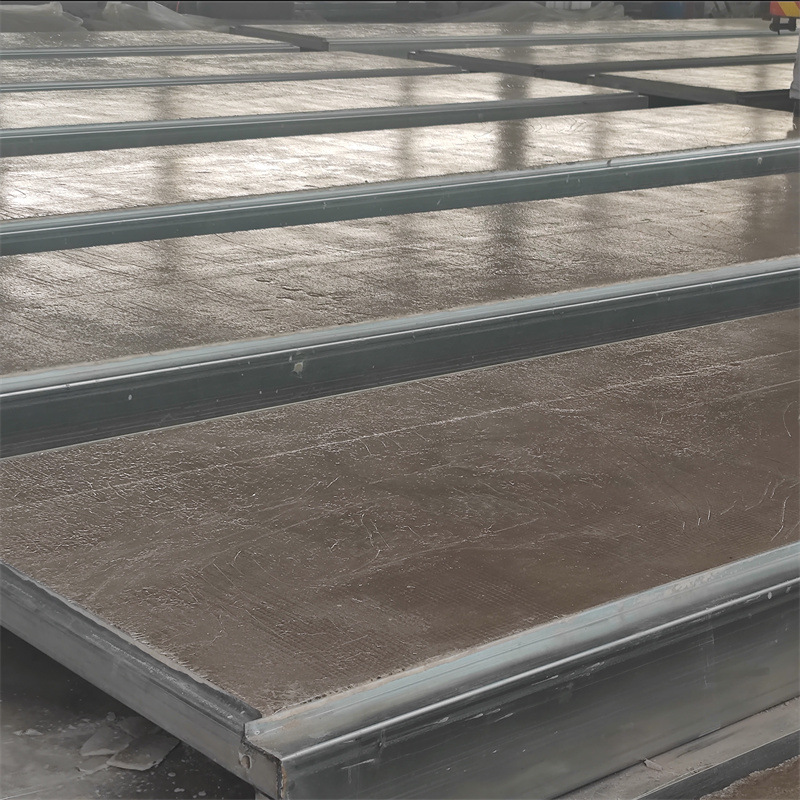 Prefabricated steel frame of the gymnasium; Power plant trestle slab