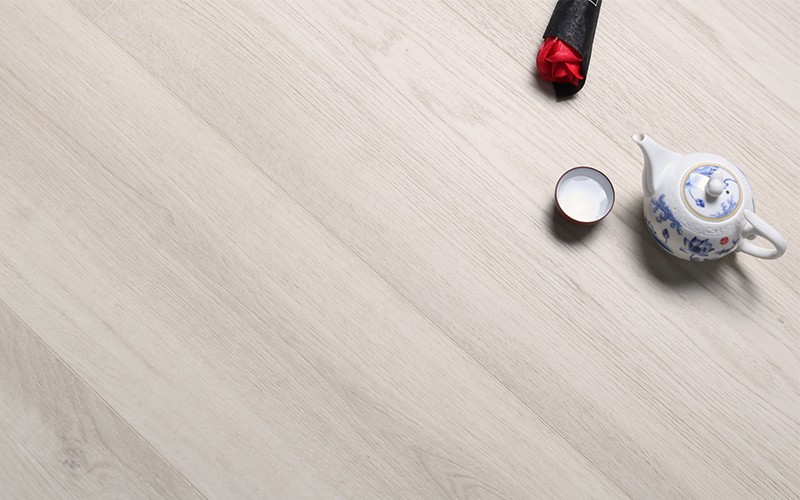 SPC Flooring Is Formaldehyde-free, Easy To Clean, And Moisture-proof, Making It Ideal for Living Room Decoration.