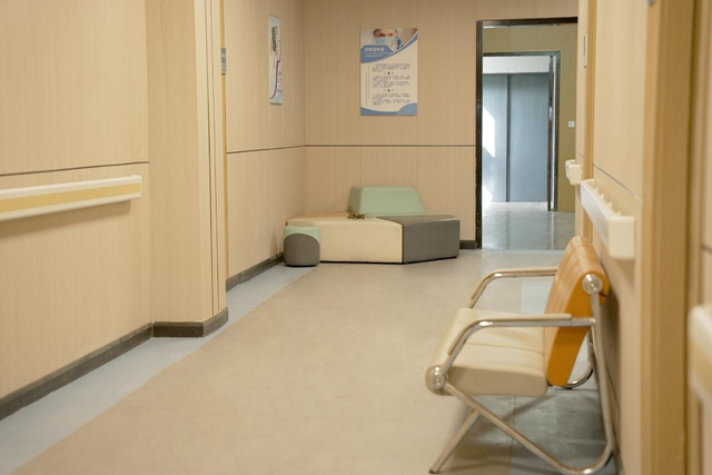High-Quality PVC Wall Panels for Schools and Shopping Centers