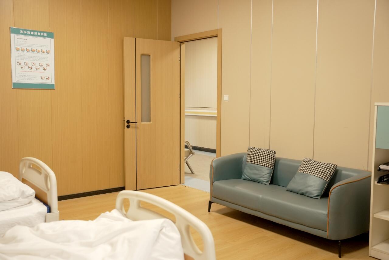 High-Quality PVC Wall Panels for Schools and Shopping Centers