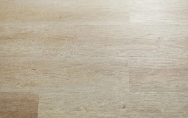 Silent Nordic style flooring Embossed Oak color Home decoration flooring